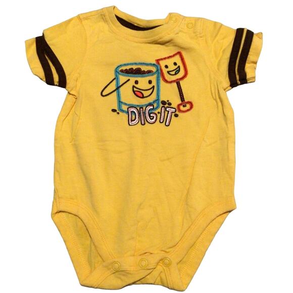 Lot of 4 Infant Size 0-6 months One Piece Nike, Circo, & Jumping Beans Outfits - Picture 4 of 9